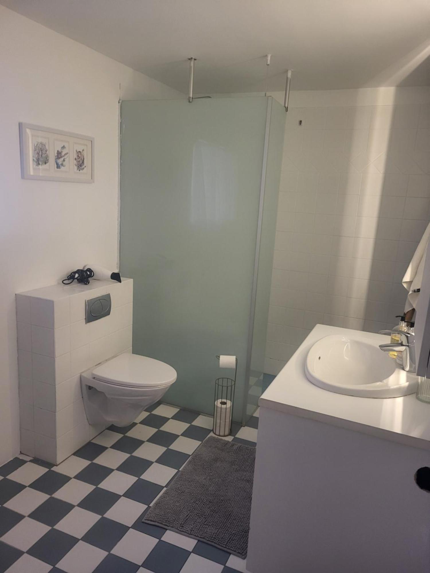 Grindavik Guesthouse Self Check In & Out Dış mekan fotoğraf