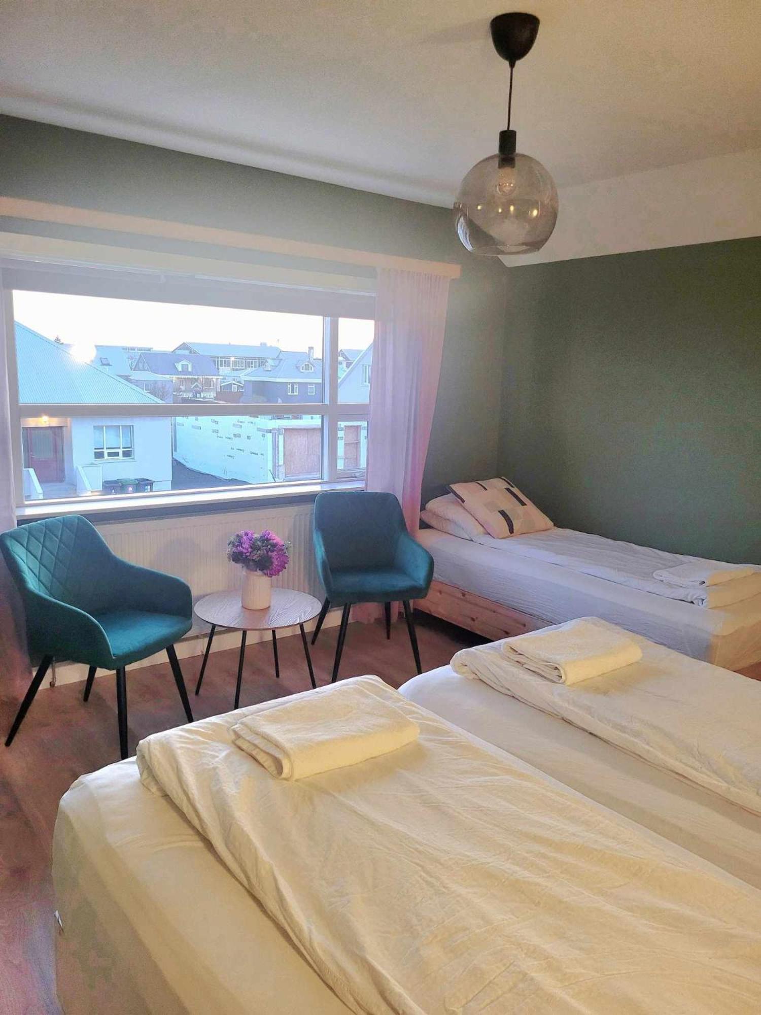 Grindavik Guesthouse Self Check In & Out Dış mekan fotoğraf